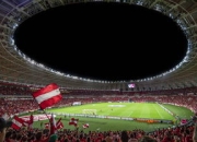 塞尔维亚队观众热烈欢呼！内马尔迎来十赛季出色发挥赢得满堂喝彩